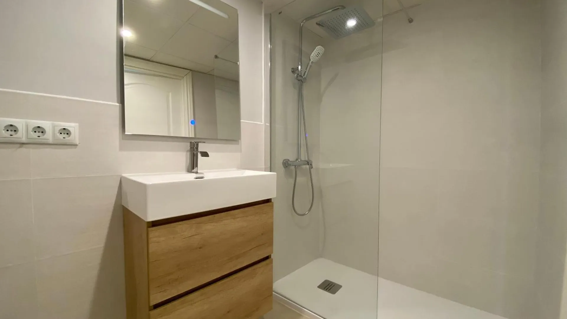 Clb Argote De Molina Apartment Seville Spain